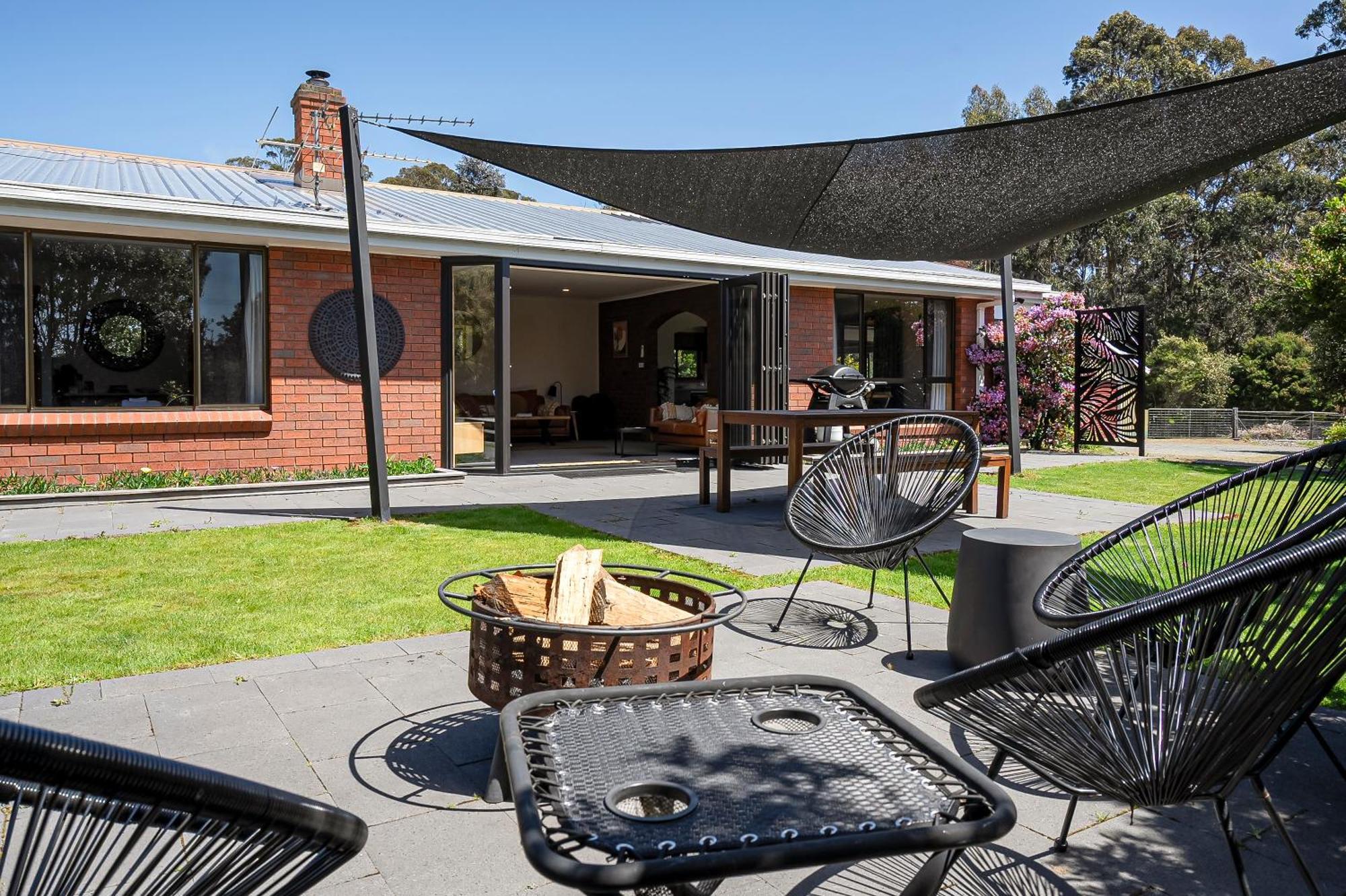 Вілла Lumeah Retreat Bruny Island Adventure Bay Екстер'єр фото